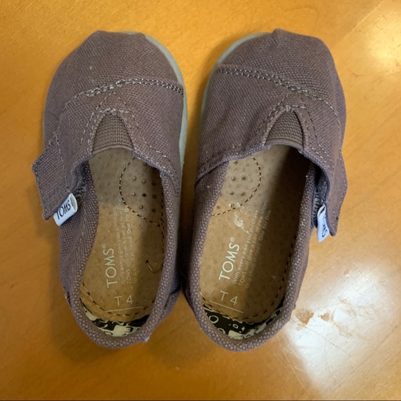 Toms Other - Toddler TOMS Size 4 (T4) - Unisex Velcro Slip Ons